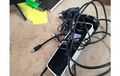 TELEVISEUR HISENSE 80CM TNT HDMI TDE