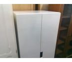 ARMOIRETTE 2P BLANCHE IKEA (MANQUE 1 BARRE)