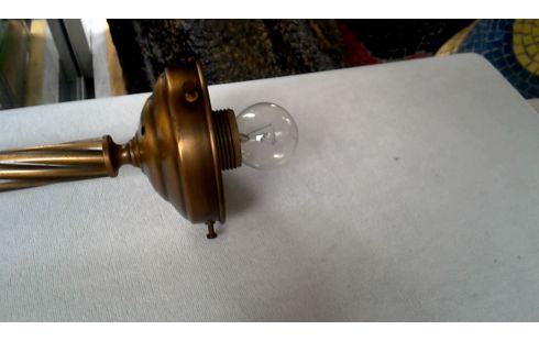 MUURLAMP LOT VAN 2 GM