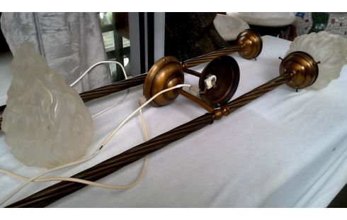 MUURLAMP LOT VAN 2 GM