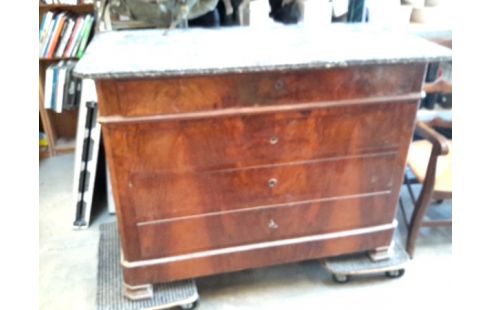 COMMODE 4 TIROIRS MARBRE +CLE