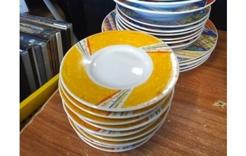 LOT D' ASSIETTES CHINA PEARL