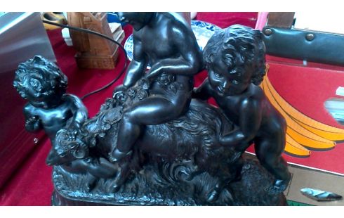 STATUE NOIR