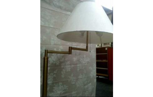 LAMPADAIRE LAITON