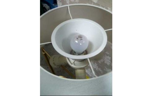 LAMPADAIRE LAITON