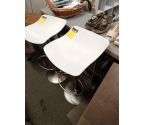 TABOURET DE BAR BLANC