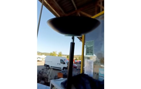 LAMPADAIRE HALOGENE NOIR