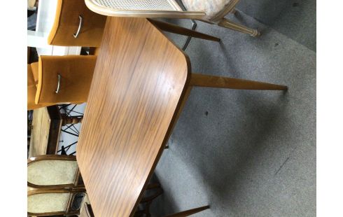 TABLE DE CUISINE VINTAGE