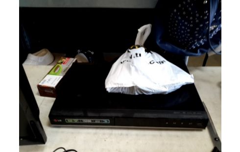 LECTEUR DVD/DIVX LG +RES