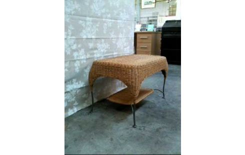 COUCHTISCH RATTAN 2-EBENEN METALLGESTELL