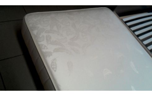 BED BOX SPRING OLIVER STRELLI