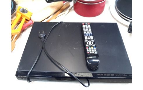 LECTEUR DVD/DIVX SAMSUNG +TLC