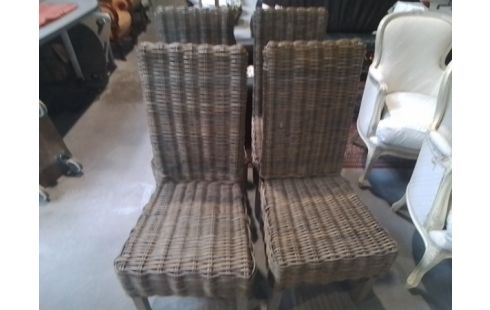 4 CHAISES TRESSEES
