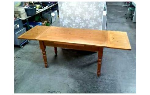 MESA DE COMEDOR RÚSTICO SUPERPUESTOS