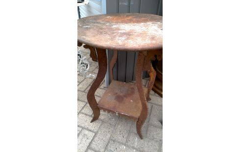 TABLE DE JARDIN ROND FER