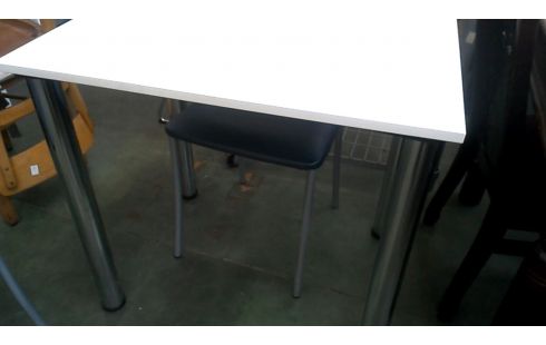 TABLE DE CUISINE BLANCHE CHROME