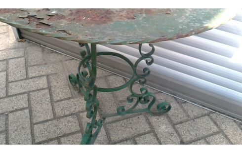 TABLE DE JARDIN VERTE FER, , TREPIED