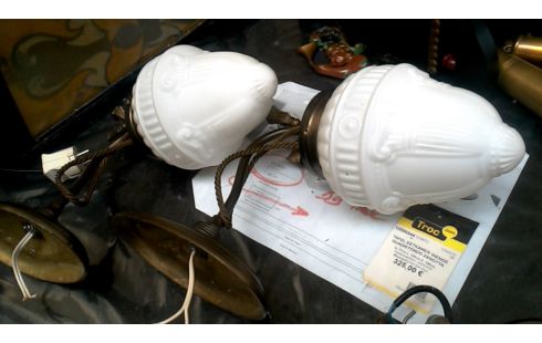 MUURLAMP LOT VAN 2