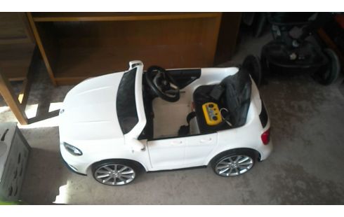 VOIT ELECT ENFANT TELECOMMANDE MERCEDES