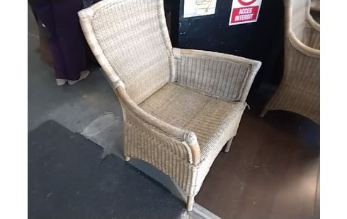FAUTEUIL ROTIN