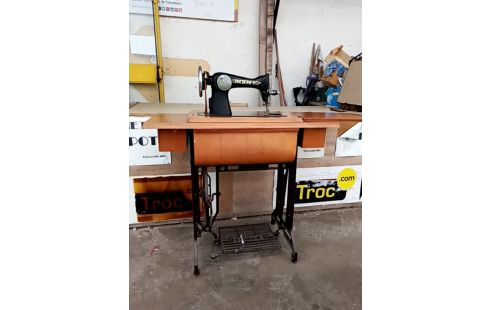 MACHINE A COUDRE SINCIERE VINTAGE