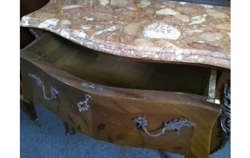 COMMODE MARQUETERIE 2T AVEC MARBRE (PIED ARRIERE ABIME)