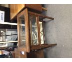 VITRINE SUR PIED CHENE MOYEN