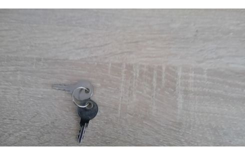 SCHREIBTISCH