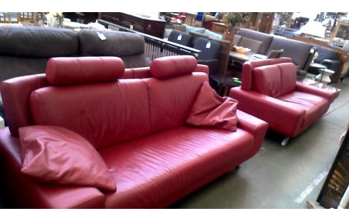 SALON ROUGE CUIR