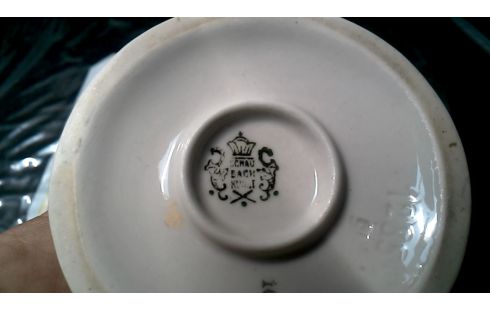 ESTATUÍLLA PORCELANA MET, , PELOTA 1