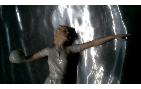 ESTATUÍLLA PORCELANA MET, , PELOTA 1