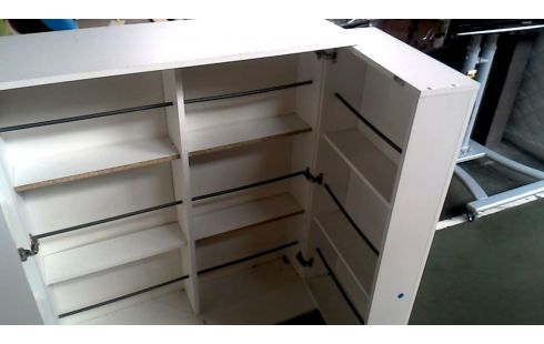 SCHOENENKAST WIT 2