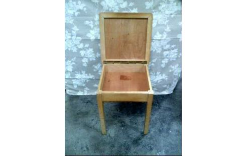 HOCKER HOLZ QUADR.