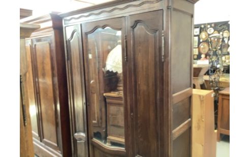 ARMOIRE 3 PORTES BOIS RUSTIQUE sans cle