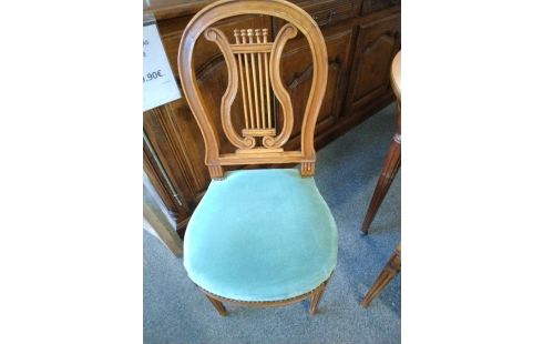 4 CHAISES STYLE LOUIS XVI