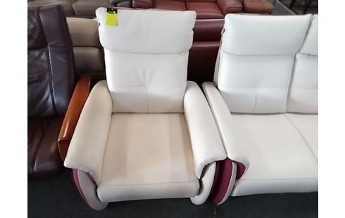 CANAPE CUIR BLANC ET NUBUCK ROUGE 3 PLACES  +1 FAUTEUIL CHATEAU