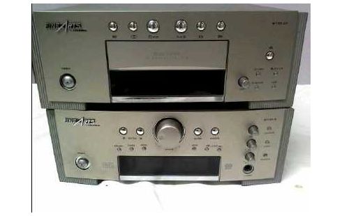 AMPLIFICATEUR
