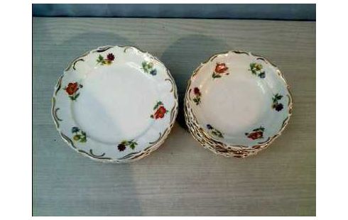 TELLERSET <CLUJ-NAPOCA> 14-TLG. FLORAL GOLDF.