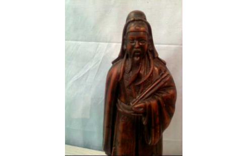 HOLZFIGUR ASIATISCH GELEHRTER GESCHNITZT