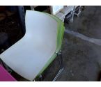CHAISE MODERNE BI-COLORE