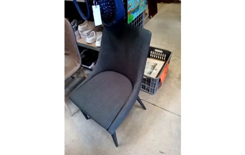 CHAISE MODERNE