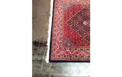 PERSERTEPPICH FLORAL BLAU/ROT MEDAILLON
