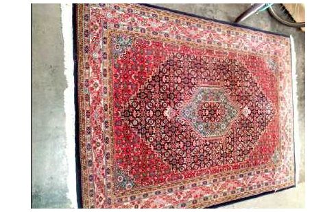 PERSERTEPPICH FLORAL BLAU/ROT MEDAILLON