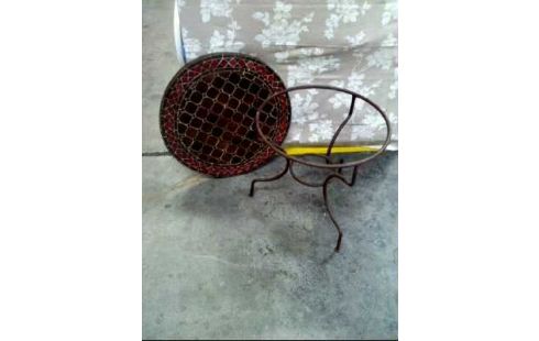 TABLE DE JARDIN