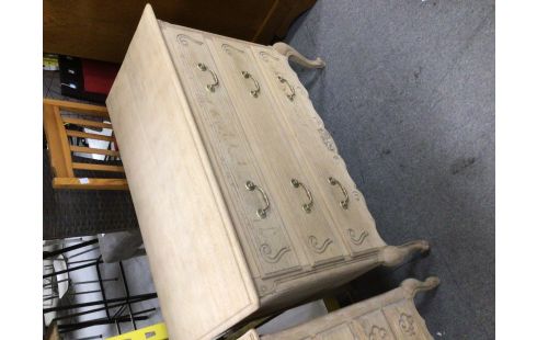 COMMODE DECAPE STYLE LOUIS XV 3T