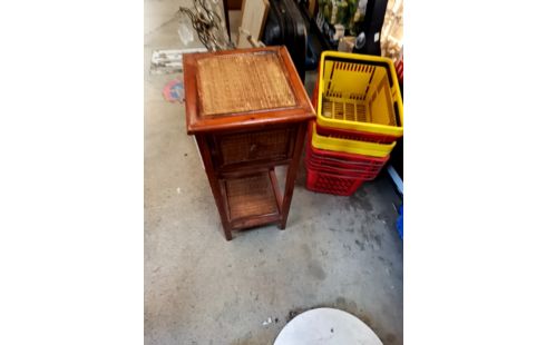 MEUBLE TELEPHONE