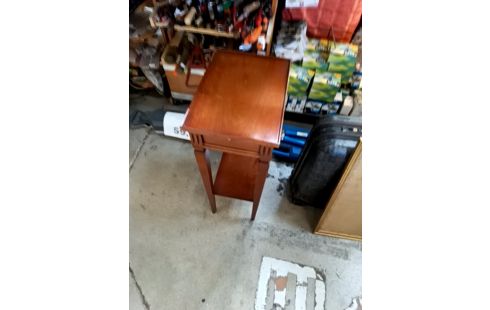 MEUBLE TELEPHONE