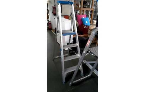 ESCALERILLA ALUMINIO TYPE LA UNIDAD