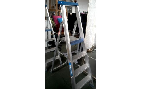 ESCALERILLA ALUMINIO TYPE LA UNIDAD