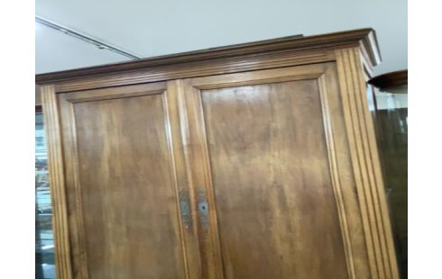 ARMOIRE 2 P ANCIENNE ( ÉTAGÈRES)